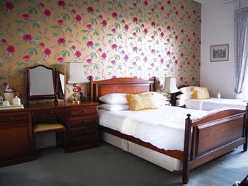Eliza House 3* EDI